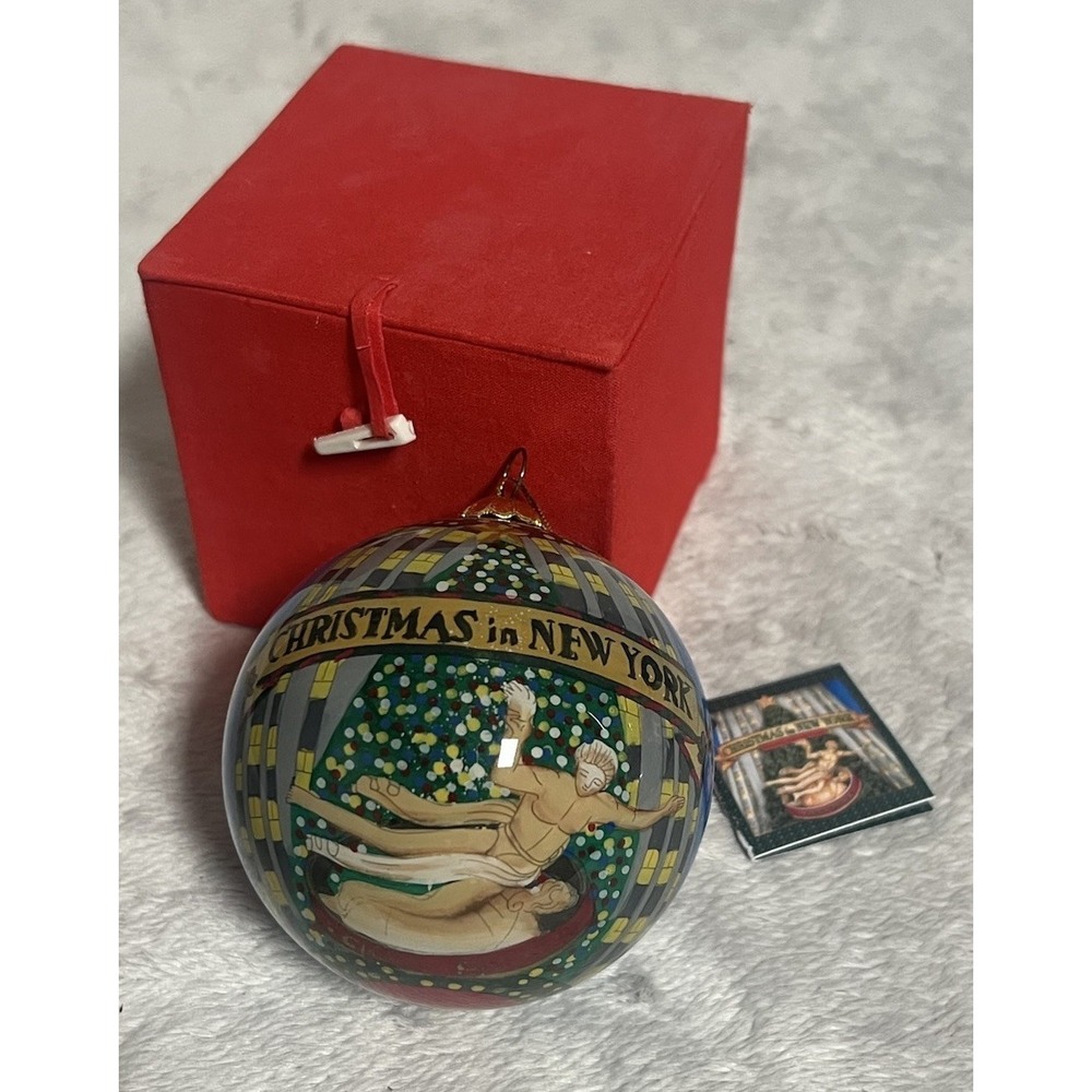 Chuck Fischer Christmas In New York Reverse Painted Glass Ornament Box Tag